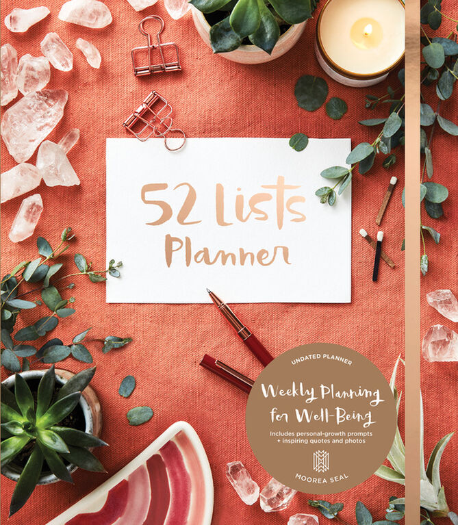 52 Lists Planner Undated 12-month Monthly/Weekly Spiralbound Planner with Pocket  (Coral Crystal) - Édition anglaise